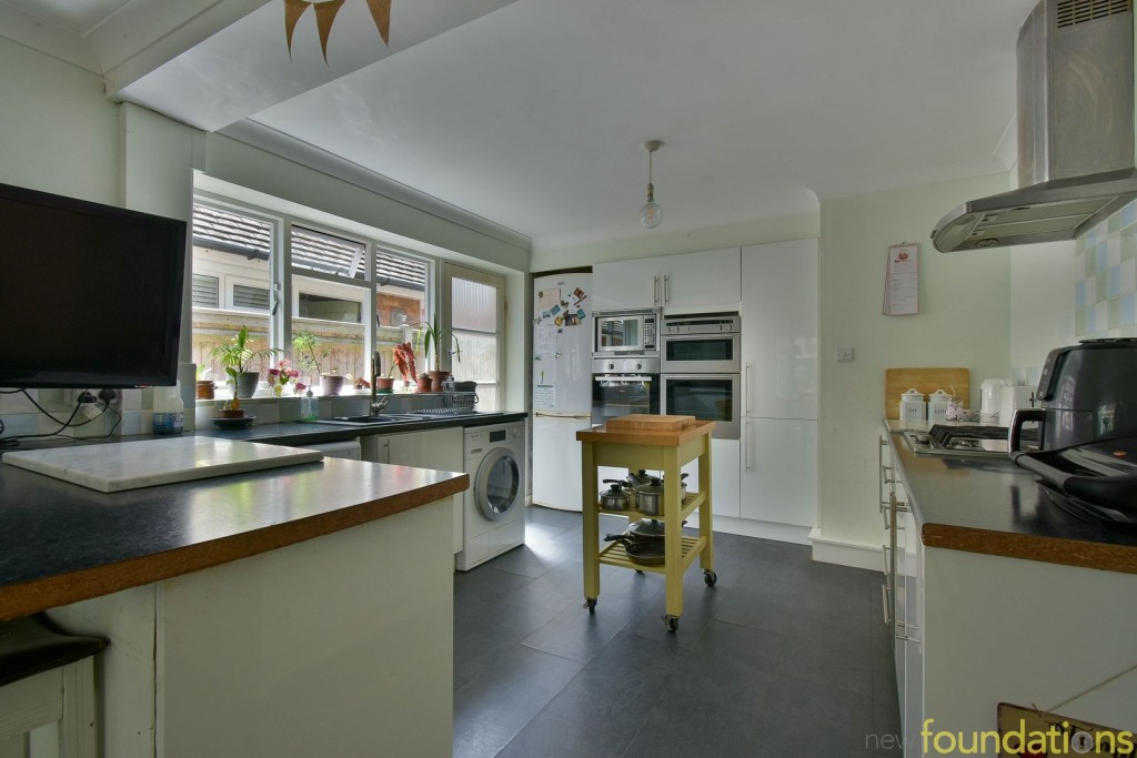 Images for The Fairway, Bexhill-on-Sea, East Sussex EAID:3719479022 BID:13173601