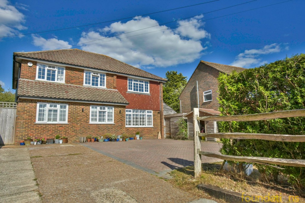 Images for Peartree Lane, Bexhill-on-Sea, East Sussex EAID:3719479022 BID:13173601