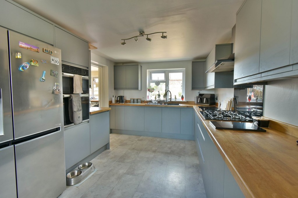 Images for Hillcrest Avenue, Bexhill-on-Sea, East Sussex EAID:3719479022 BID:13173601